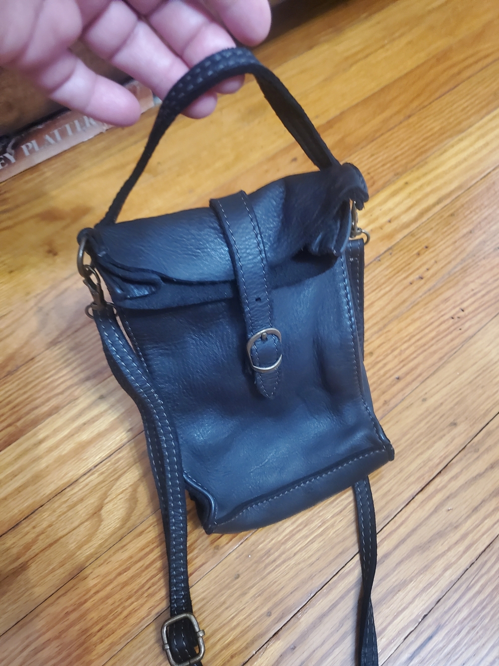 Classic Black Leather Crossbody Satchel - Timeless Everyday Carry